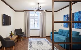 Old House Apartment